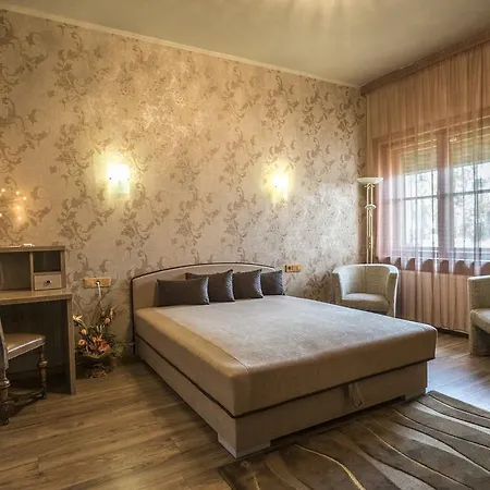 Malom Luxury