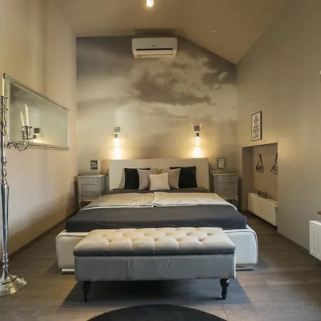 Malom Luxury *
