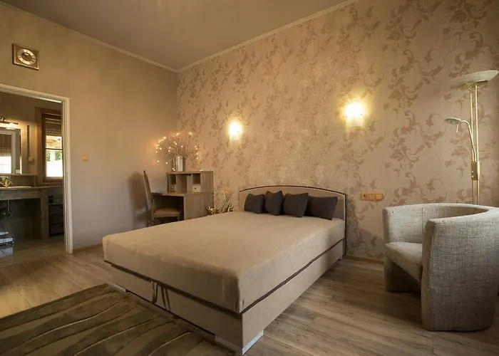 וילה Malom Luxury