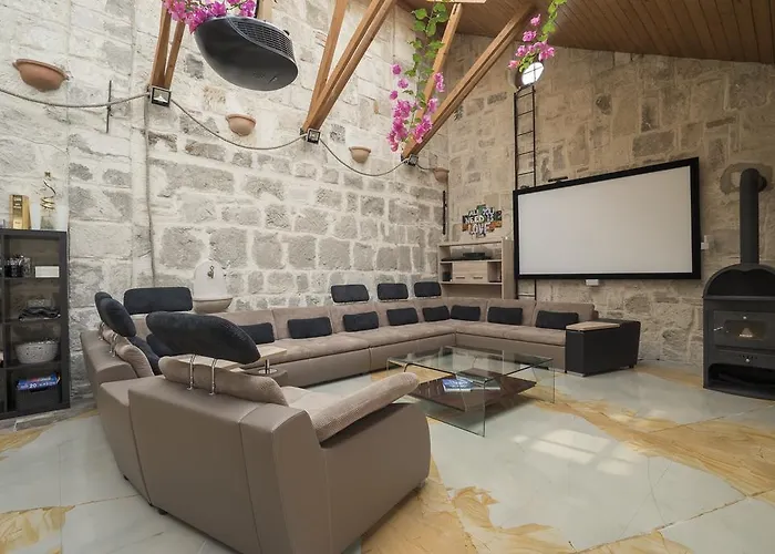 Malom Luxury וילה